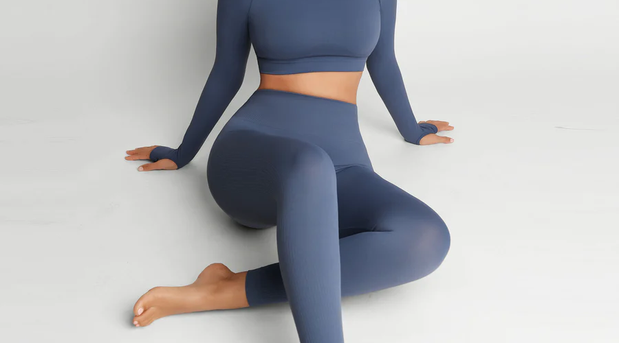 What Are the Best Clothes to Wear While Doing Yoga?